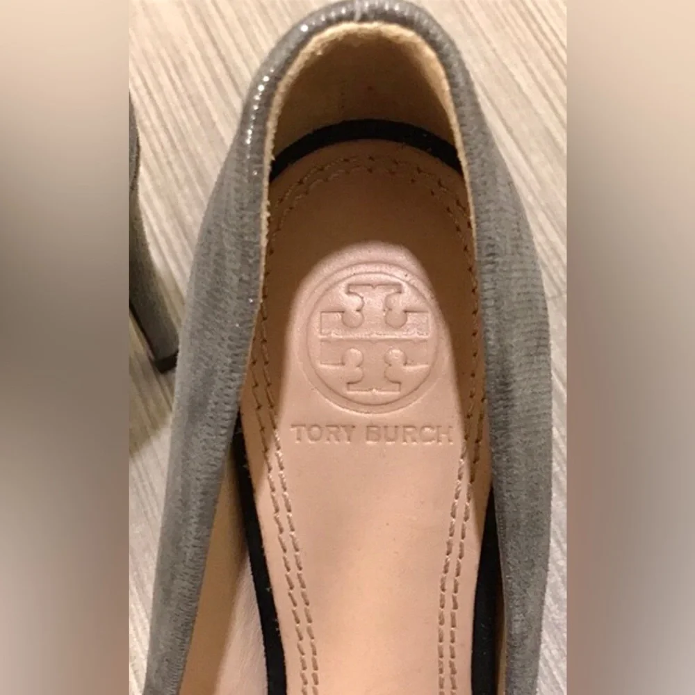 Tory Burch 'Shaila'  Leather Pump Pointy Toe colorblock grey & black size 6